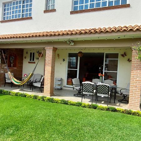 Casa Los Peregrina Cuernavaca Exterior photo