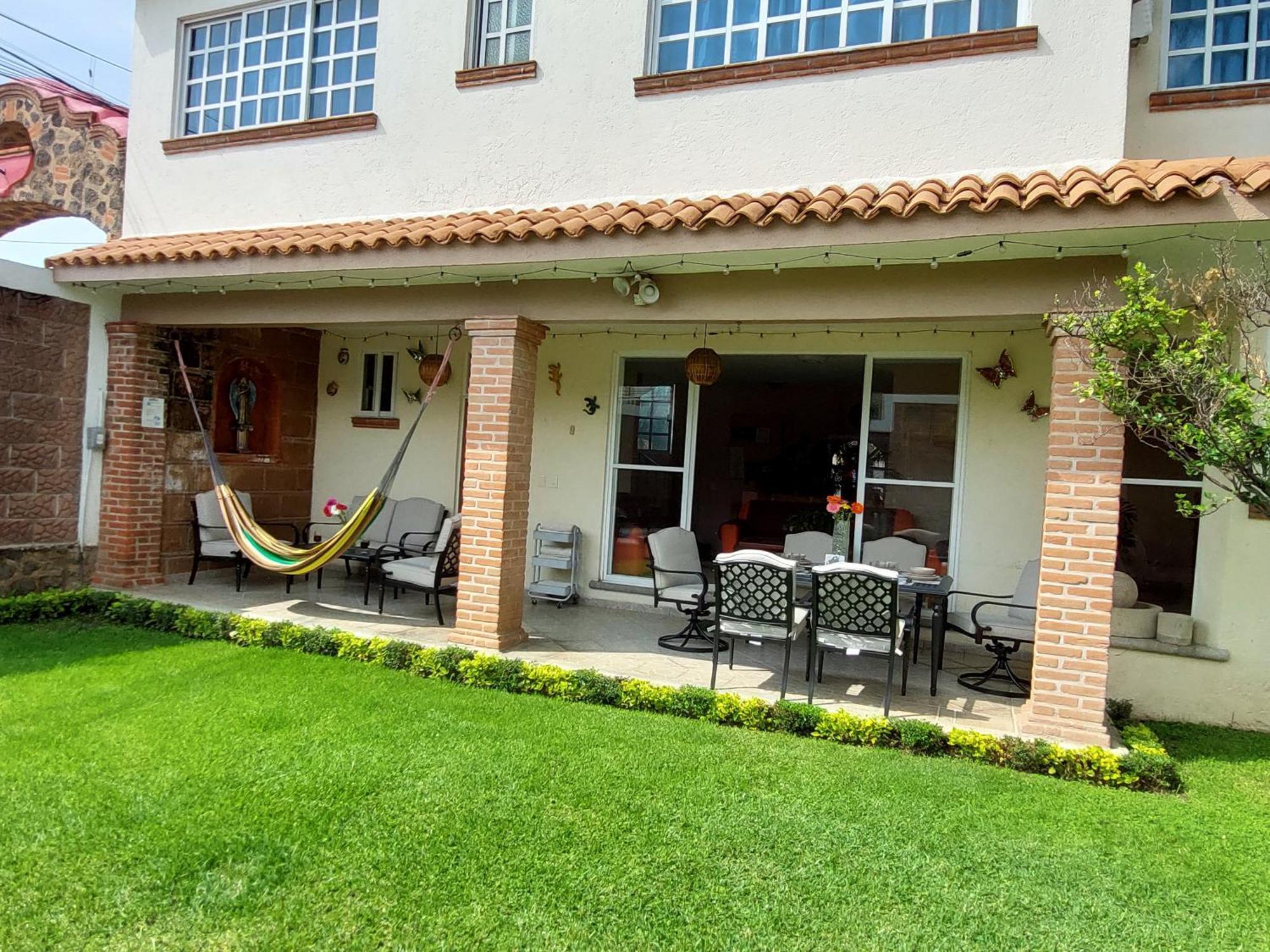 Casa Los Peregrina Cuernavaca Exterior photo